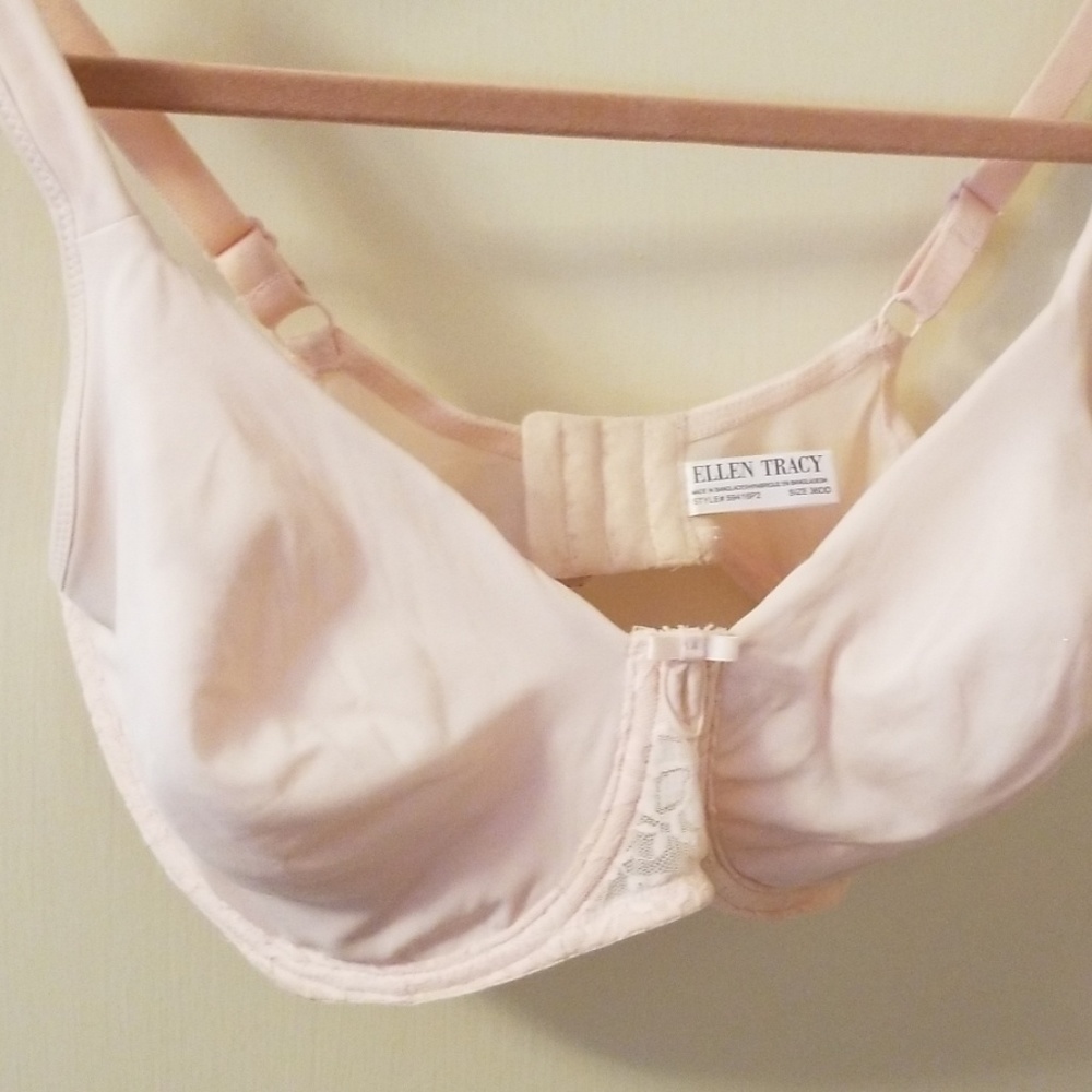 Ellen tracy bra